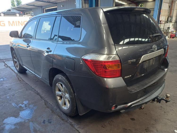 toyota Kluger GSU40R Mar 2008 Parts & Wrecking