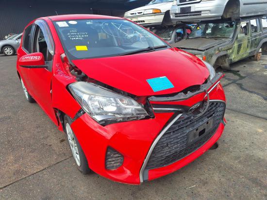 toyota yaris PARCEL SHELF 