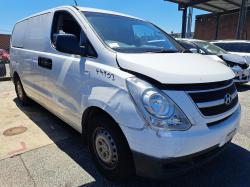 2013 Hyundai Iload/imax TQ image 3