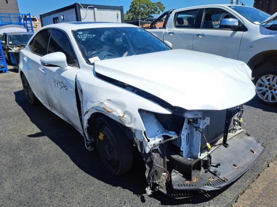 lexus is30 series REAR BAR BRKT/REINFORCEMENT 