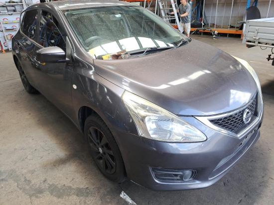 nissan Pulsar C12 Aug 2015 RIGHT HEADLAMP 