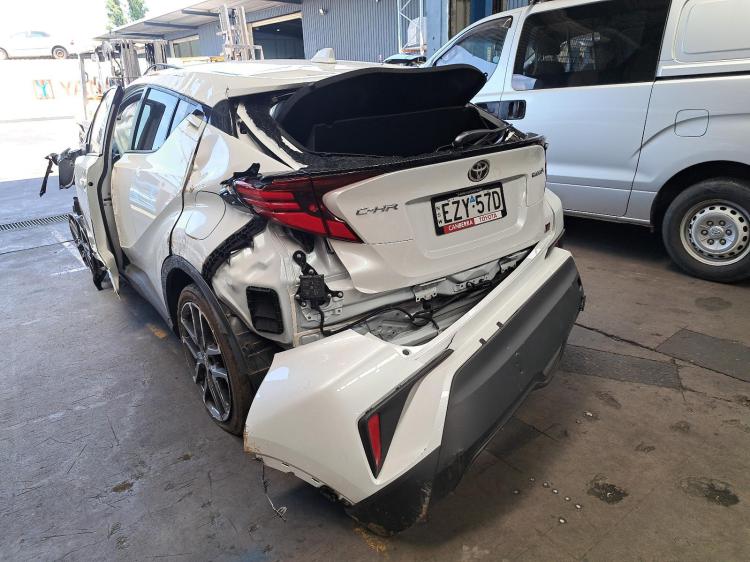 toyota C-hr ZYX10R Jun 2023 Parts & Wrecking