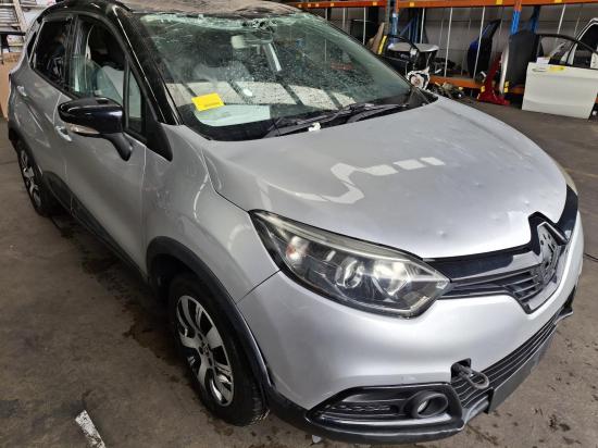 renault Captur Mar 2016 SEAT BELT 