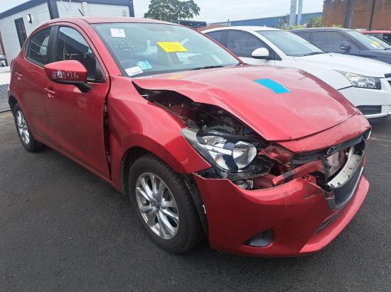 mazda 2 LEFT FRONT WINDOW REG/MOTOR 