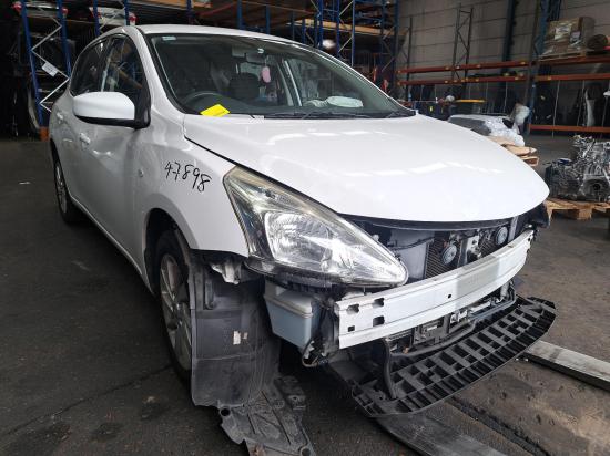 nissan pulsar RIGHT REAR DOOR 