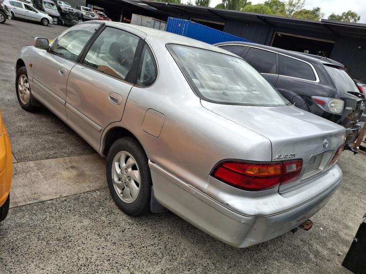 toyota Avalon MCX10R May 2002 Parts & Wrecking