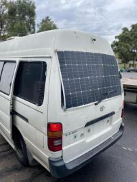 2004 Toyota Hiace image 3