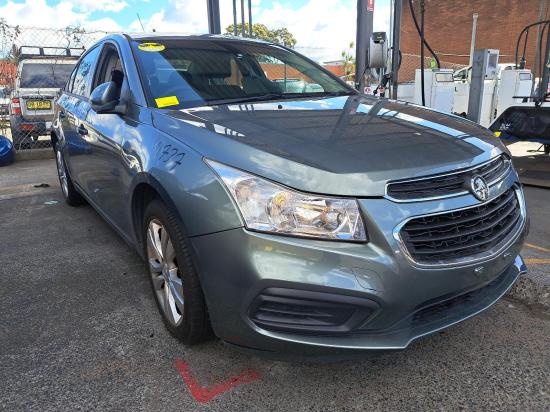 holden cruze LEFT HEADLAMP 