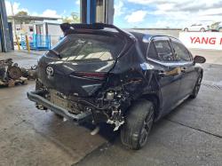 2005 Mazda 3 BK image 3