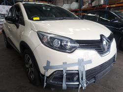2015 Renault Captur image 3