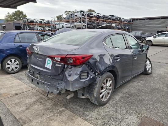 mazda 3 Feb N73069 
