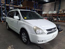 Kia Carnival VQ image 3