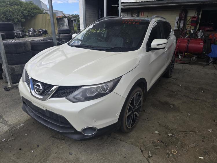 nissan Qashqai J11 TI Oct 2015 Parts & Wrecking