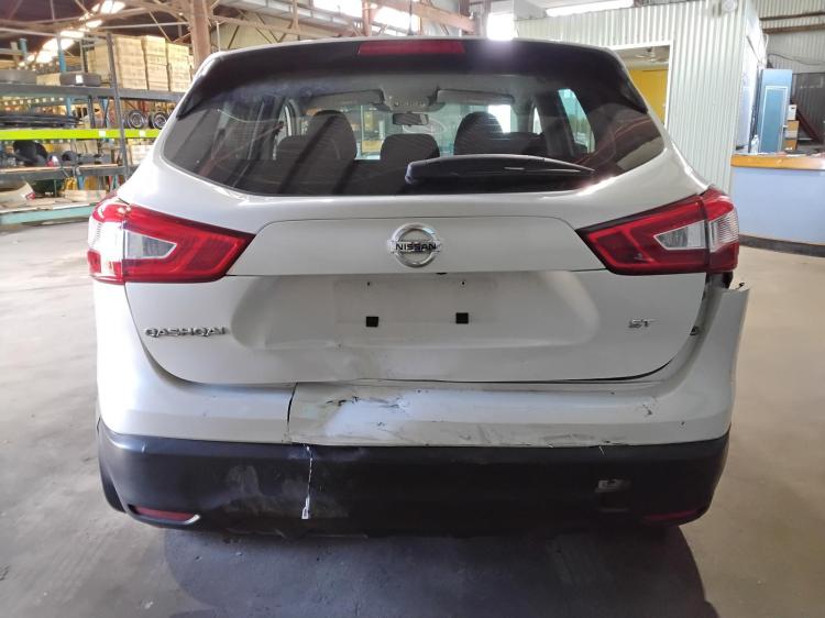 nissan Qashqai ST Sep 2017 Parts & Wrecking