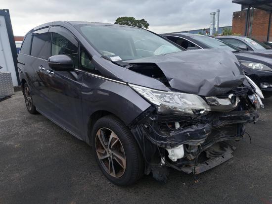 honda Osyssey May LEFT REAR DOOR 