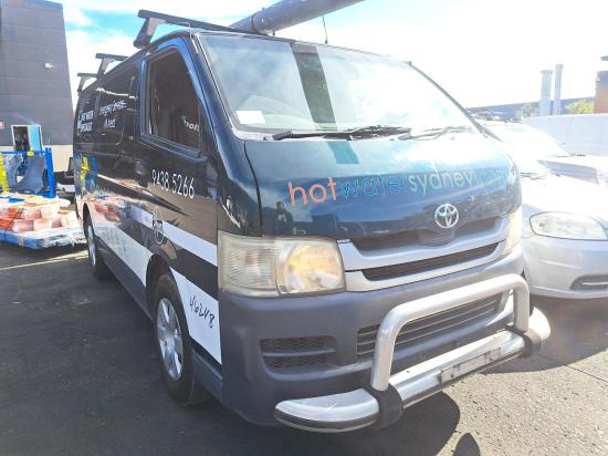 toyota Hiace Sep LEFT FRONT DOOR WINDOW 
