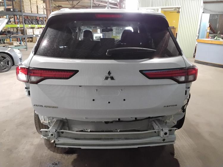 mitsubishi Outlander ASPIRE Oct 2022 Parts & Wrecking