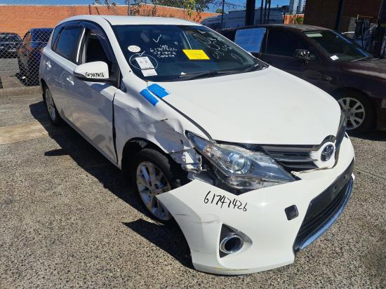 toyota Corolla ZRE182R Aug 2013 STEREO/HEAD UNIT 
