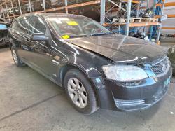 Holden Commodore image 3