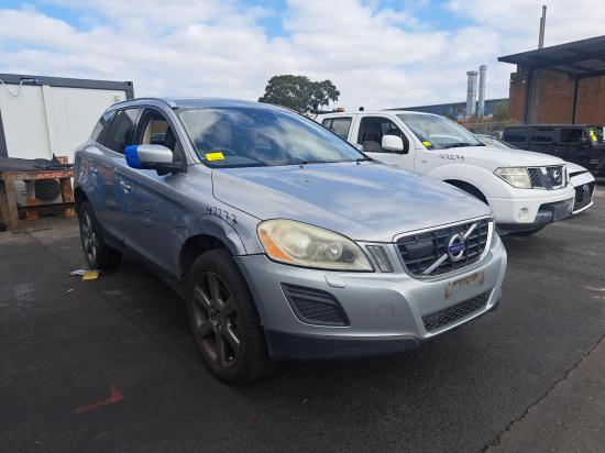 volvo Xc60 Aug 2011 RIGHT REAR DOOR 