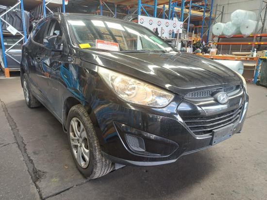 hyundai Ix35 FRONT BUMPER 