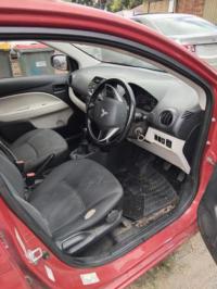 2013 Mitsubishi Mirage image 3