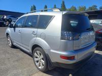 2012 Mitsubishi Outlander ZH image 3