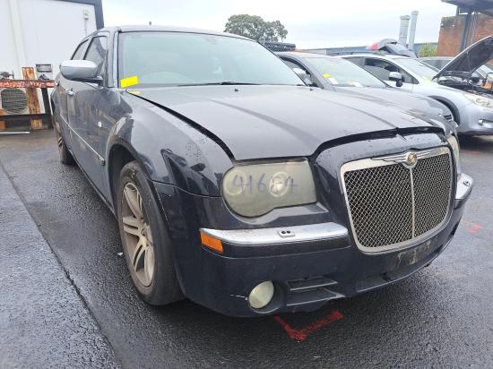 chrysler 300c RIGHT REAR DOOR 