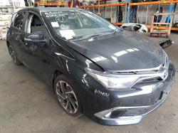 2015 Toyota Corolla ZRE182R image 3
