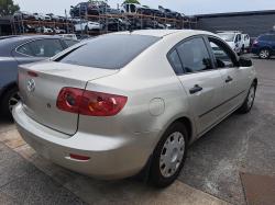 Mazda 3 image 3