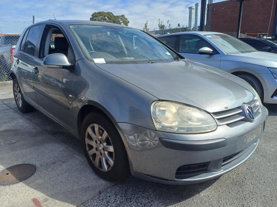 volkswagen Golf A5 May 2006 RADIATOR SUPPORT 