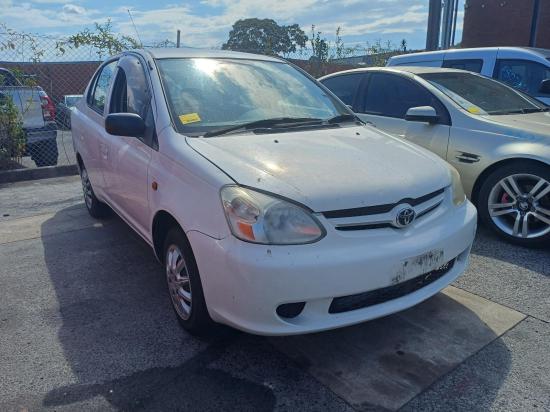 toyota Echo NCP12R Oct 2003 BONNET 