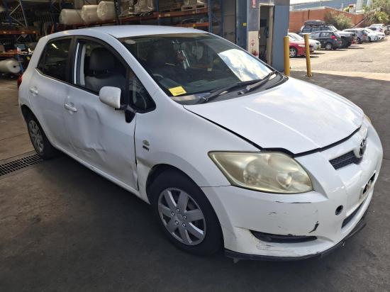 toyota Corolla ZRE152R Apr 2007 Power Window Switch 
