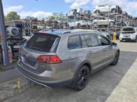 2016 Volkswagen Golf image 3