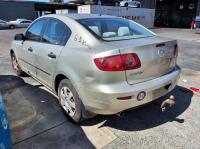 2006 Mazda 3 BK image 3