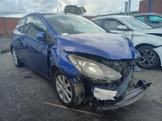 mazda 2 RIGHT DOOR MIRROR 