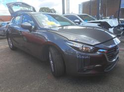 Mazda 3 image 3