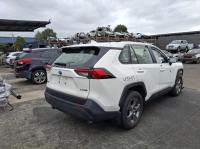 2024 Toyota Rav4 XG HYBRID FWD image 3