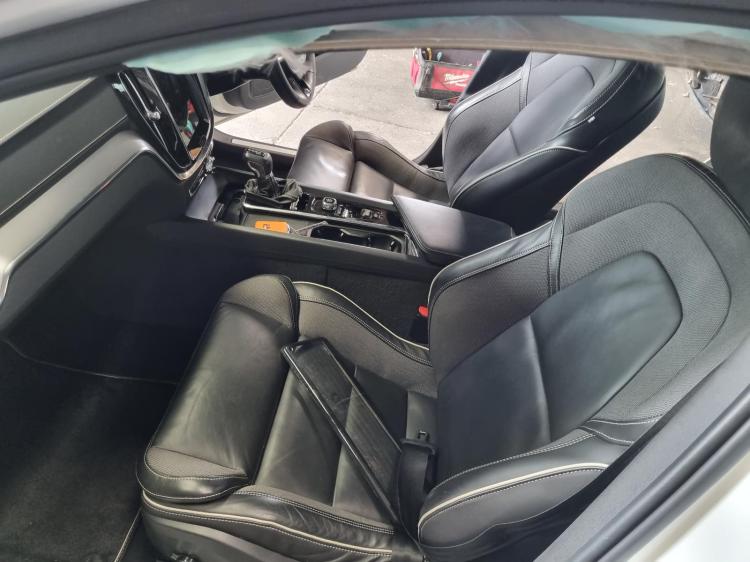 volvo S60/v60 T5 R-DESIGN MK3 2021 Parts & Wrecking