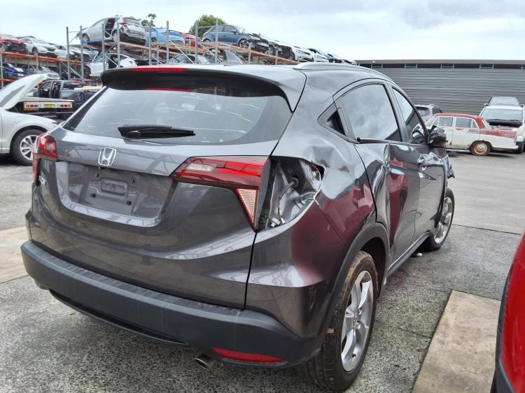 honda Hr V VTI-S Oct 2017 Parts & Wrecking