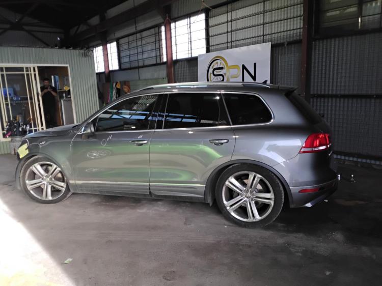 volkswagen Touareg V8 TDI R-LINE Jan 2015 Parts & Wrecking