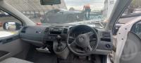 2010 Volkswagen Transporter T5 400 image 3