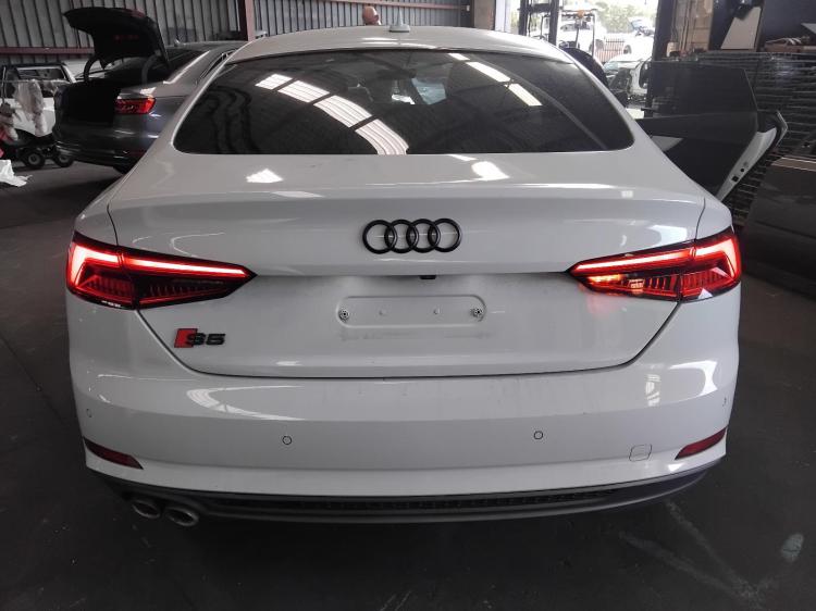 audi A5 2.0 TDI QUATTRO SPORT S-LINE F 2017 Parts & Wrecking