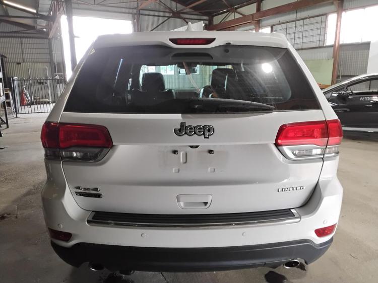 jeep Grand Cherokee LAREDO Sep 2014 Parts & Wrecking