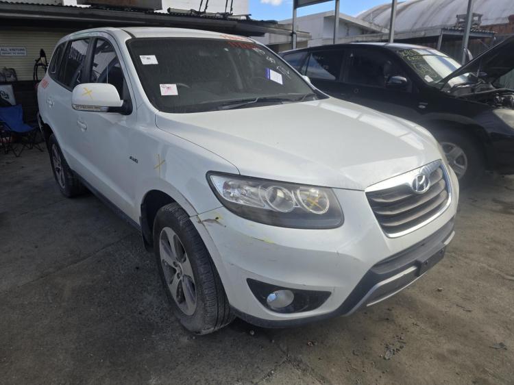 hyundai Santa Fe CM TRAIL EDITION Apr 2012 Parts & Wrecking