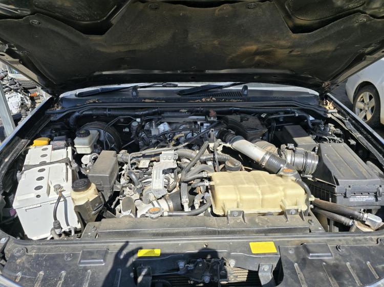nissan Navara D40 ST-X 550 Dec 2010 Parts & Wrecking