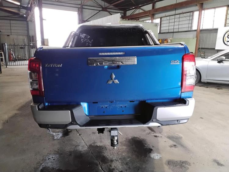 mitsubishi Trition GLS 4X4 Apr 2019 Parts & Wrecking