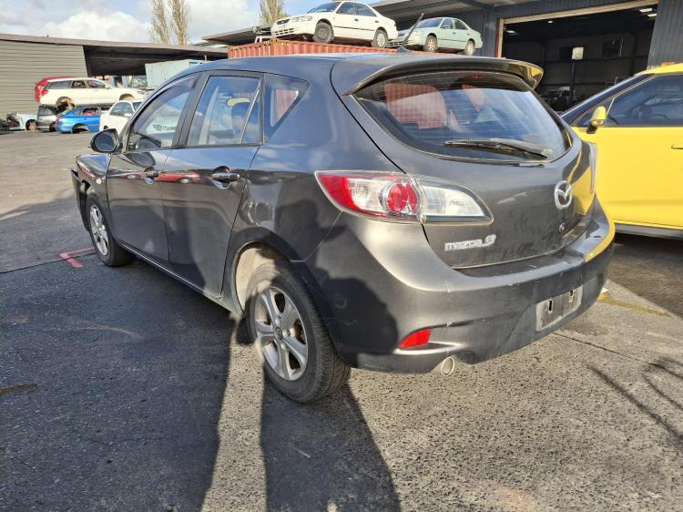 mazda 3 NEO Jul 2014 Parts & Wrecking