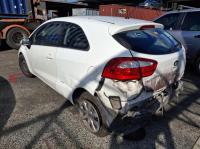 2015 Kia Rio S image 3