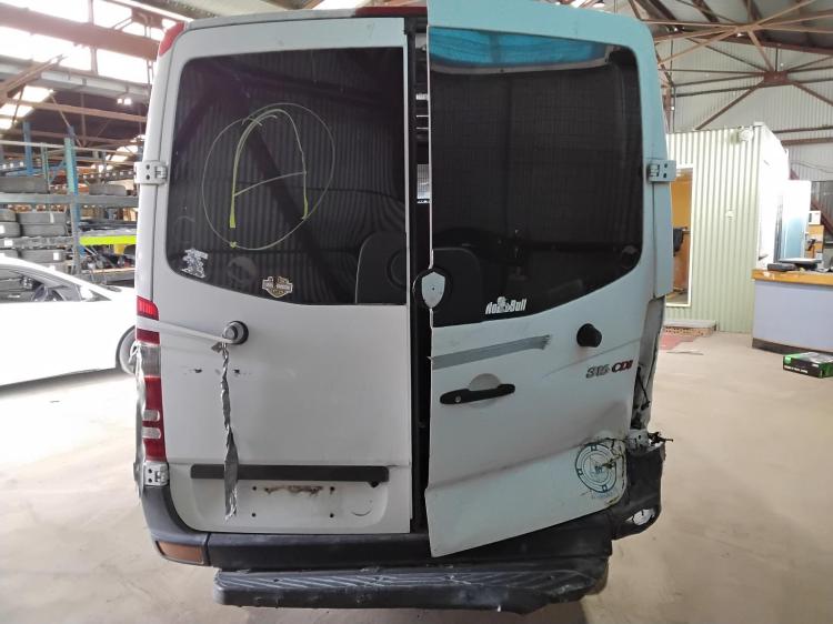 mercedes benz Sprinter 313 CDI MWB LOW ROOF Jun 2014 Parts & Wrecking